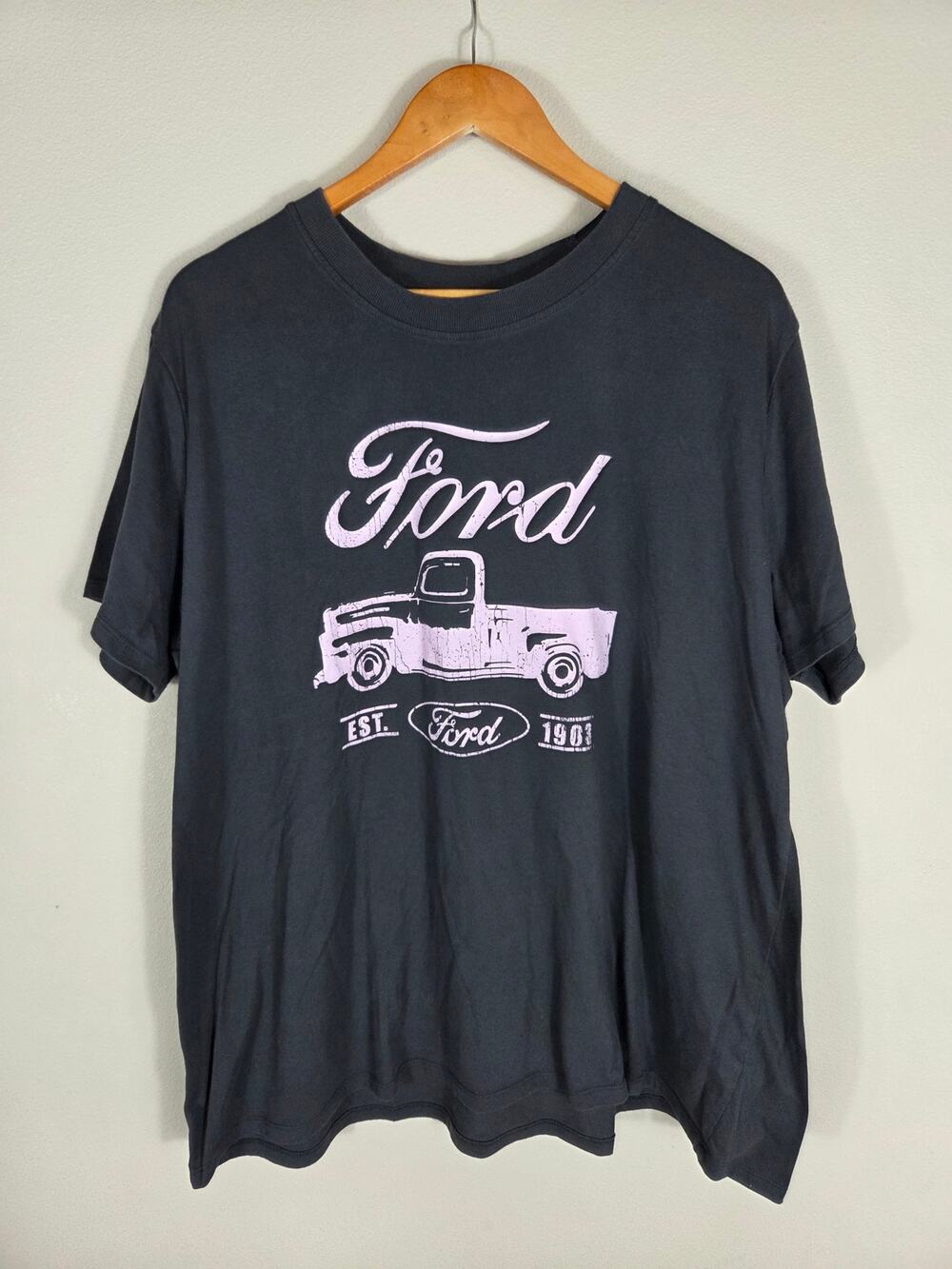 Ford Woman's Dark Gray Shirt with Purple Writing Size 2X - Picture 1 of 6